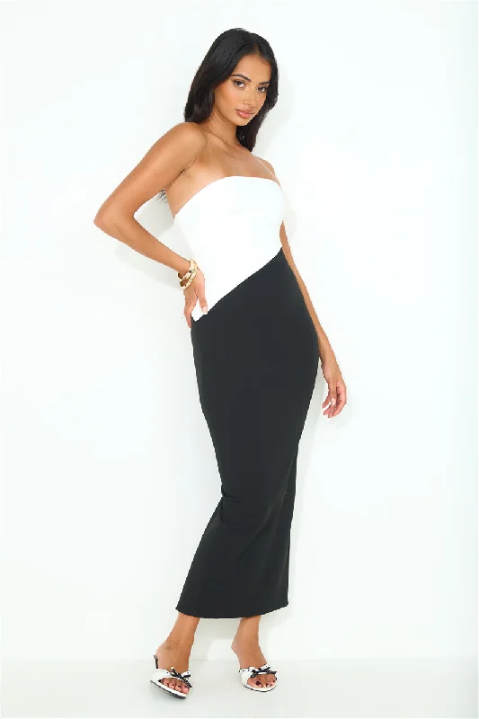 It's Important Strapless Midi Dress Black