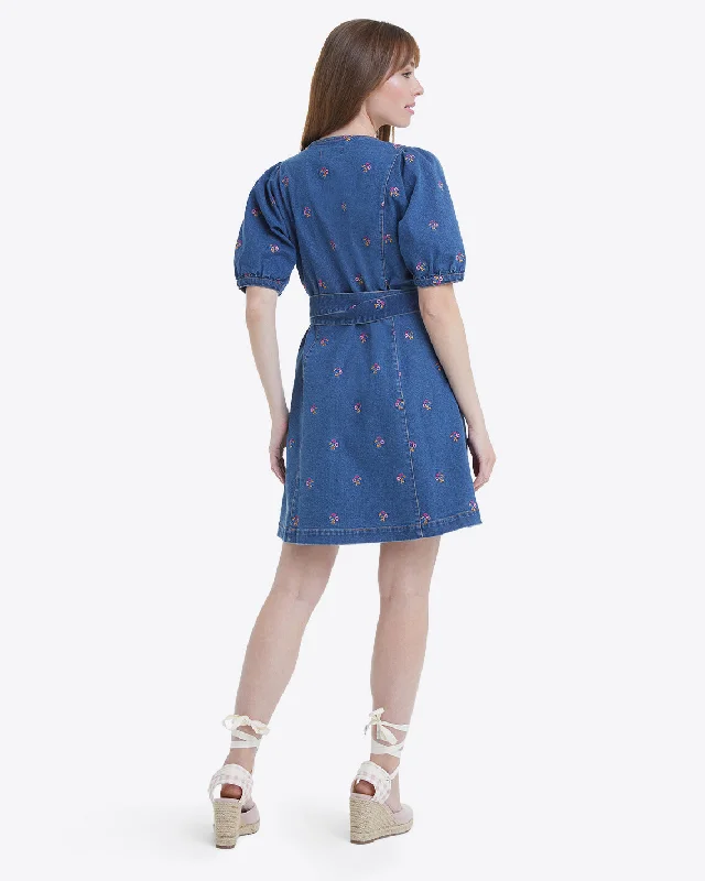 Wrap Dress in Embroidered Posy