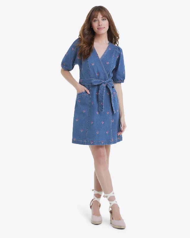 Wrap Dress in Embroidered Posy