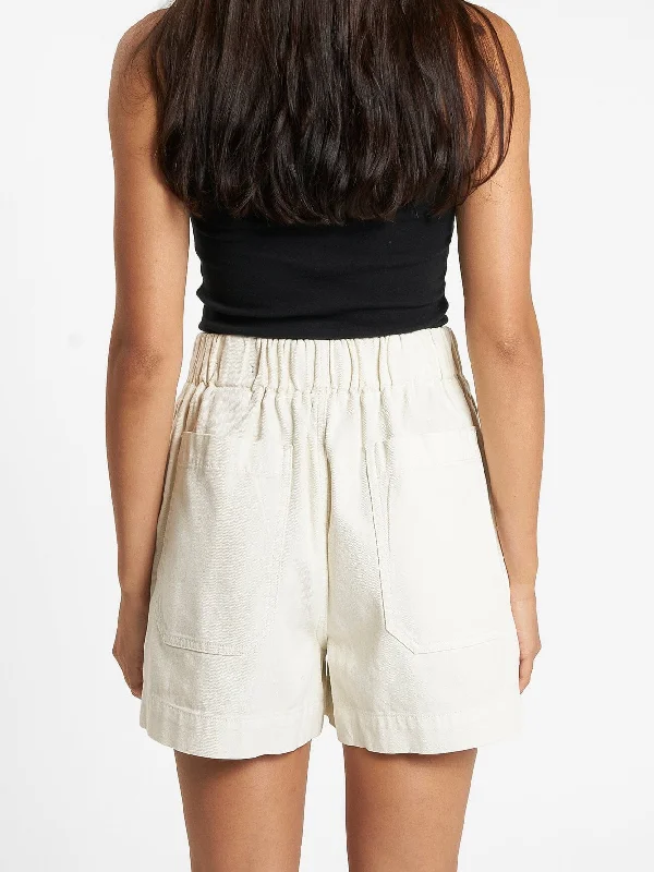 Ease Short - Heritage White