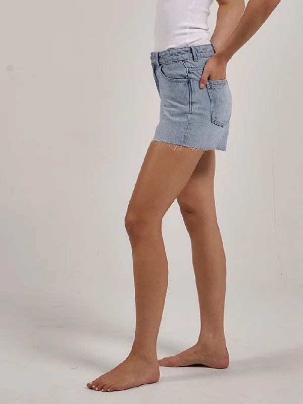 Erica Mid Rise Short - Ash Blue